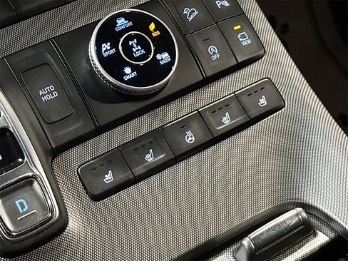 Used 2022 Hyundai Palisade Calligraphy w/ Winter Package image 21