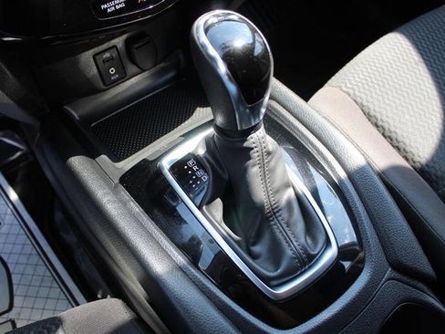 Used 2018 Nissan Rogue Sport S AWD/4WD image 20