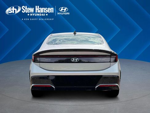 New 2026 Hyundai Sonata SEL image 7