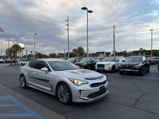 Used 2018 Kia Stinger video 1