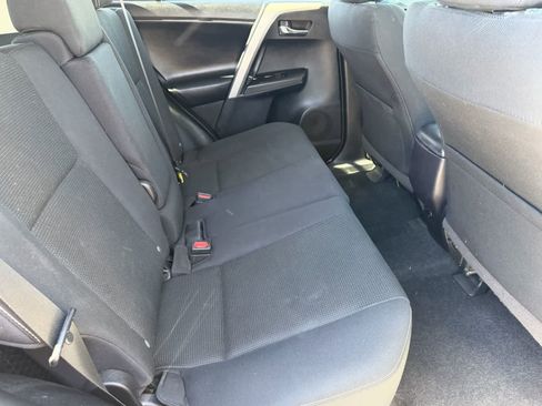 Used 2018 Toyota RAV4 XLE image 16