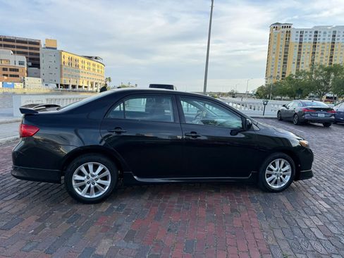 Used 2010 Toyota Corolla S FWD image 7