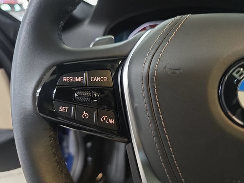 Used 2023 BMW 530i w/ Premium Package RWD image 20