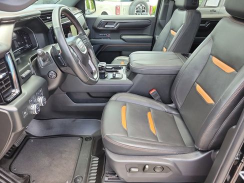 Used 2024 GMC Sierra 1500 AT4 w/ Technology Package AWD/4WD image 20