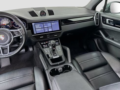 Certified 2020 Porsche Cayenne AWD/4WD image 26