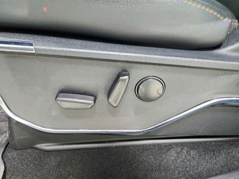 Used 2024 Ford F150 Lariat w/ Tow/Haul Package image 20