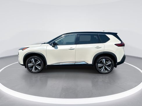 Used 2021 Nissan Rogue SL w/ Premium Package FWD image 6