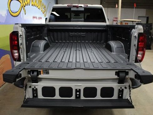 New 2026 GMC Sierra 2500 SLE w/ SLE Value Package; AWD/4WD image 5