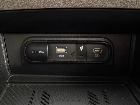 Certified 2025 Kia Sportage EX FWD image 21