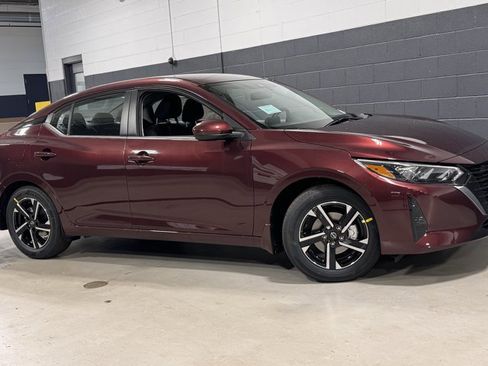 New 2025 Nissan Sentra SV image 5