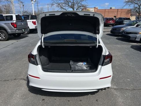 Used 2025 Honda Civic Sport image 21