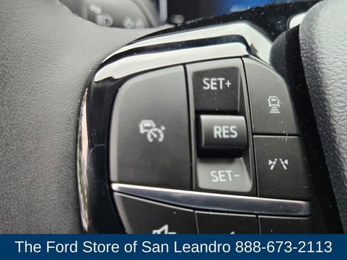 New 2025 Ford Escape SE image 22