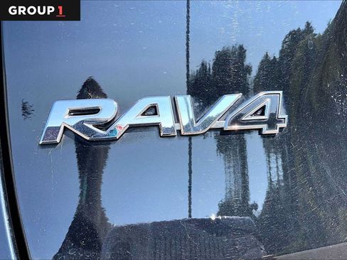 Certified 2025 Toyota RAV4 XLE AWD/4WD image 33