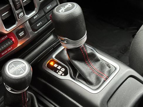 Used 2020 Jeep Wrangler Unlimited Rubicon image 22