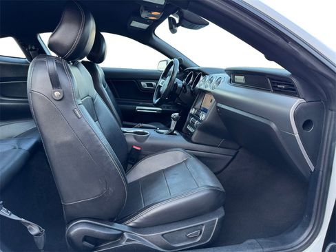 Used 2021 Ford Mustang Premium image 18