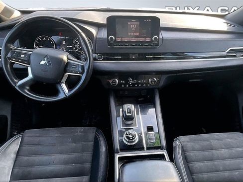 Used 2022 Mitsubishi Outlander SEL Black Edition image 15