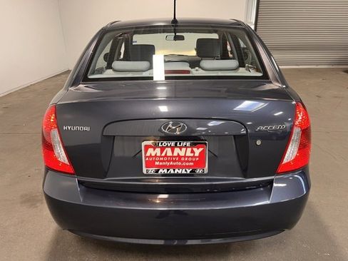 Used 2011 Hyundai Accent GLS image 4