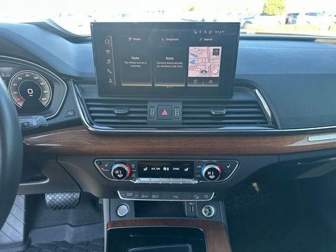 Used 2023 Audi Q5 2.0T Premium Plus w/ Premium Plus Package image 17