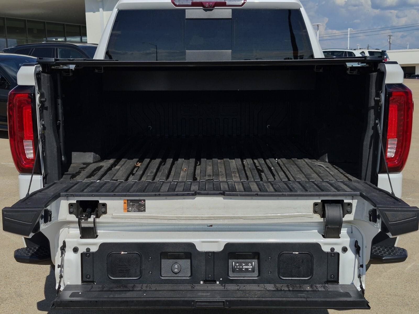 Used 2025 GMC Sierra 1500 Denali Ultimate AWD/4WD image 9