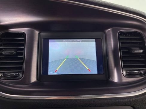 Used 2018 Dodge Charger SXT w/ Blacktop Package image 24