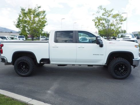 Used 2020 Chevrolet Silverado 2500 LT w/ All Star Edition AWD/4WD image 4