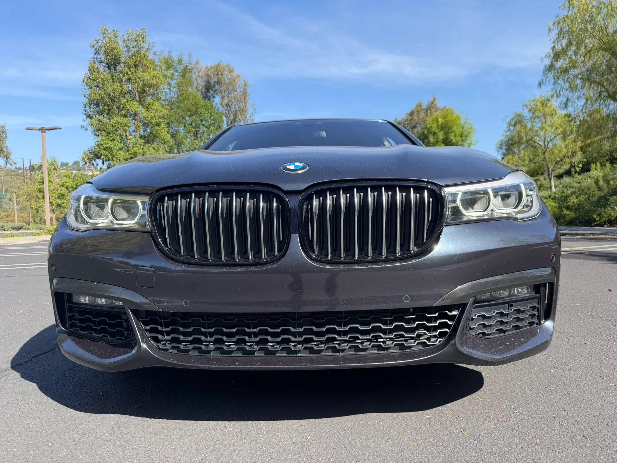 Used 2019 BMW 740i w/ M Sport Package RWD image 8