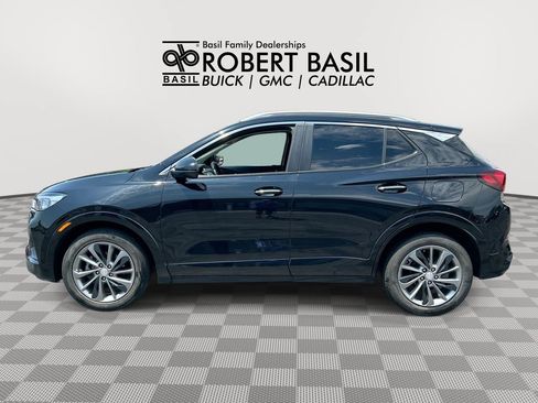 Used 2023 Buick Encore GX Select w/ Sport Touring Package FWD image 5