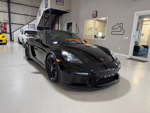 Used 2020 Porsche 718 Cayman GT4 RWD image 56
