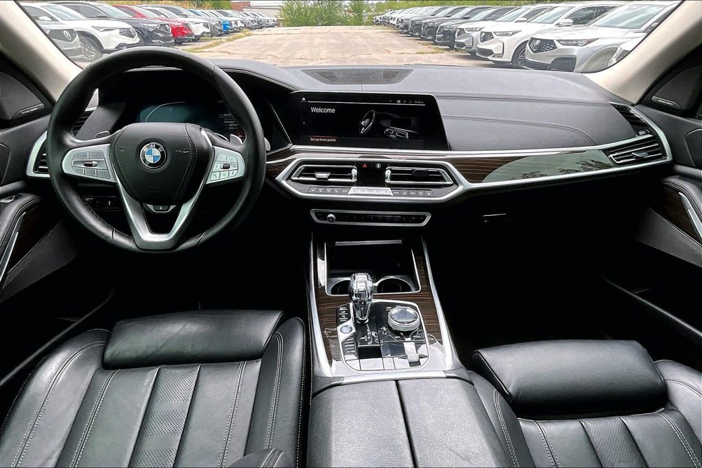 Used 2020 BMW X7 xDrive40i w/ Executive Package AWD/4WD image 18