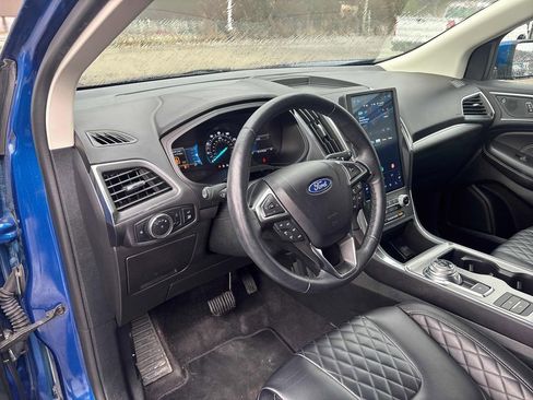 Used 2024 Ford Edge Titanium image 13