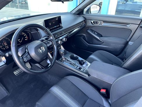 Used 2025 Honda Civic Sport image 12