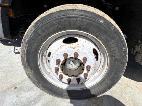 Used 2010 Ford F450 4x4 Regular Cab Super Duty image 23