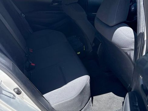 Used 2022 Toyota Corolla LE FWD image 15
