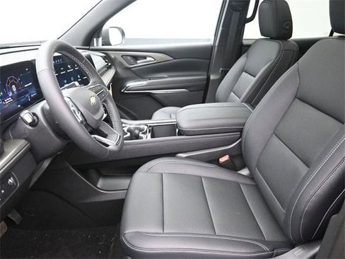 New 2026 Chevrolet Traverse LT w/ Sun and Wheel Package image 30