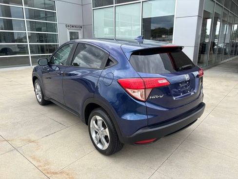 Used 2017 Honda HR-V EX image 5