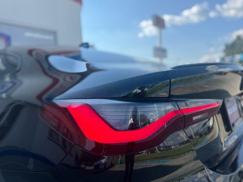 Used 2023 BMW M440i Coupe w/ Premium Package RWD image 34