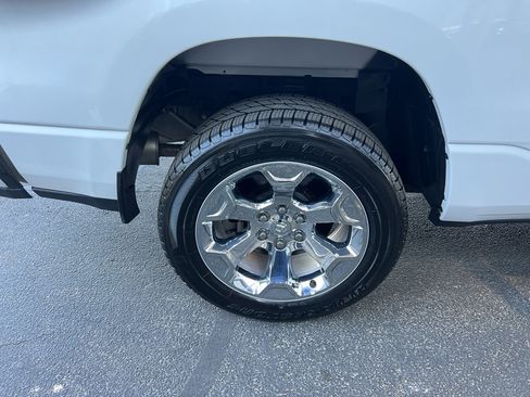 Used 2020 RAM 1500 Lone Star image 9