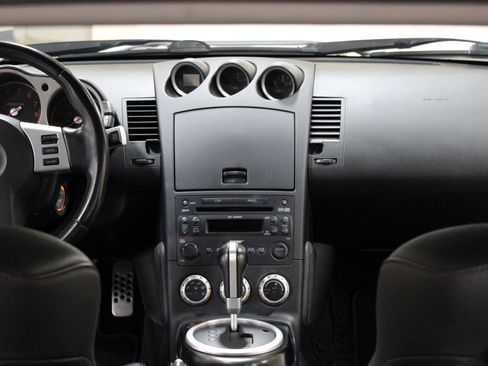 Used 2007 Nissan 350Z Touring w/ Cargo Convenience Pkg RWD image 13
