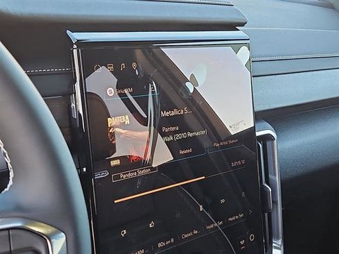 New 2026 GMC Acadia Denali Ultimate w/ LPO, Floor Liner Package image 17