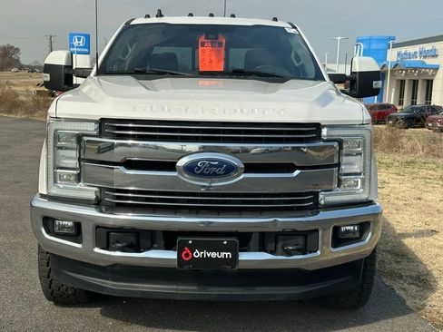 Used 2019 Ford F250 Lariat w/ Lariat Ultimate Package AWD/4WD image 2