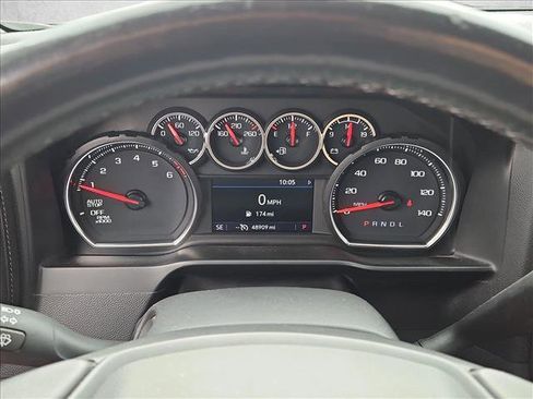 Used 2021 Chevrolet Silverado 1500 LT image 11