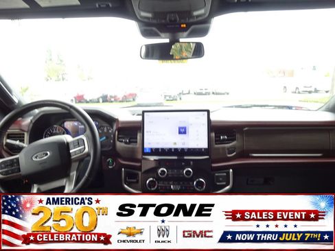 Used 2022 Ford Expedition Limited AWD/4WD image 24