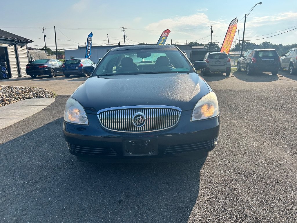 Used 2007 Buick Lucerne CXL w/ Luxury Package FWD image 2