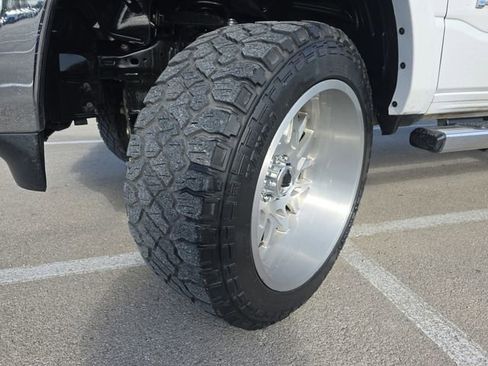 Used 2019 RAM 1500 Laramie image 30