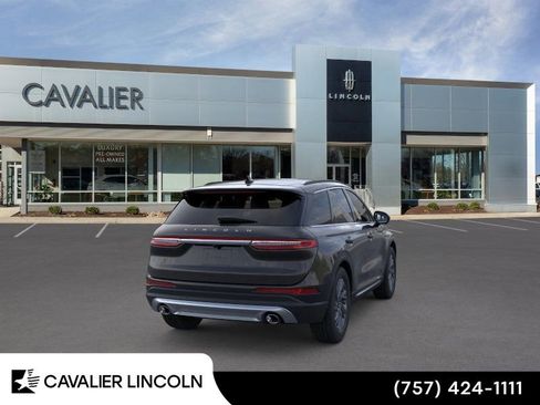 Used 2026 Lincoln Corsair Premiere FWD image 8