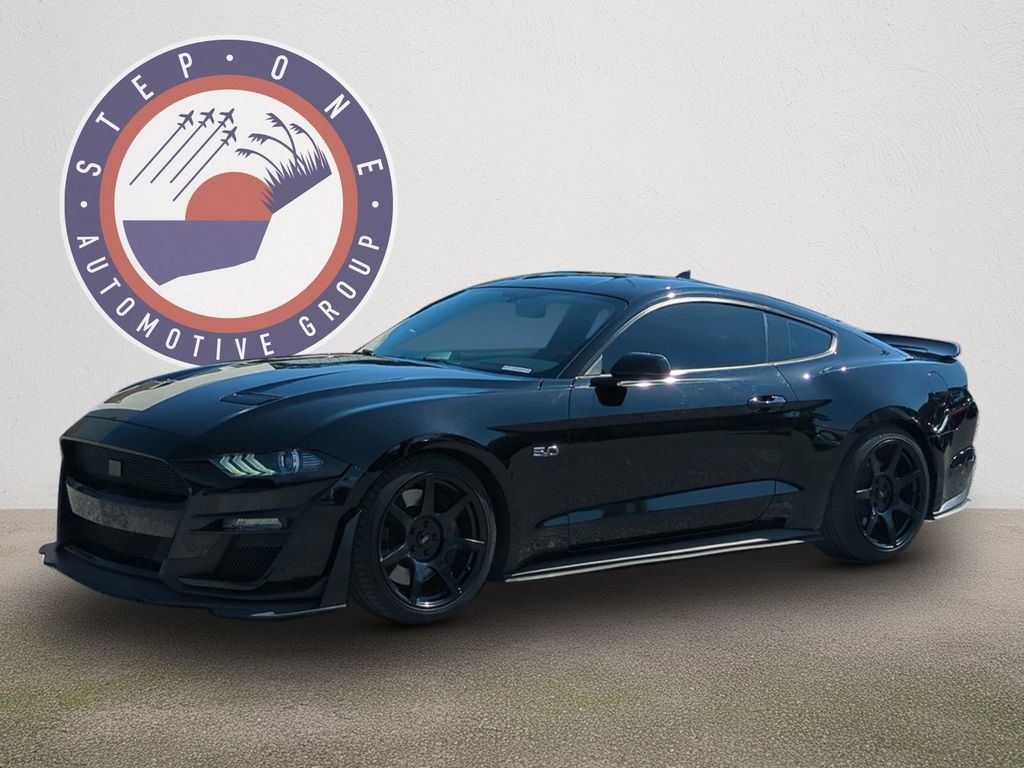 Used 2020 Ford Mustang GT Premium RWD image 2