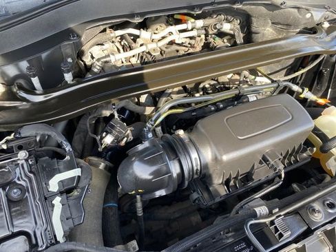 Used 2021 Ford Explorer Limited image 22