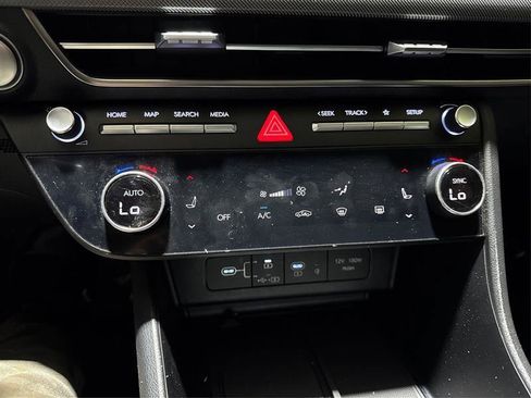 Used 2024 Hyundai Sonata SEL w/ Convenience Package FWD image 28