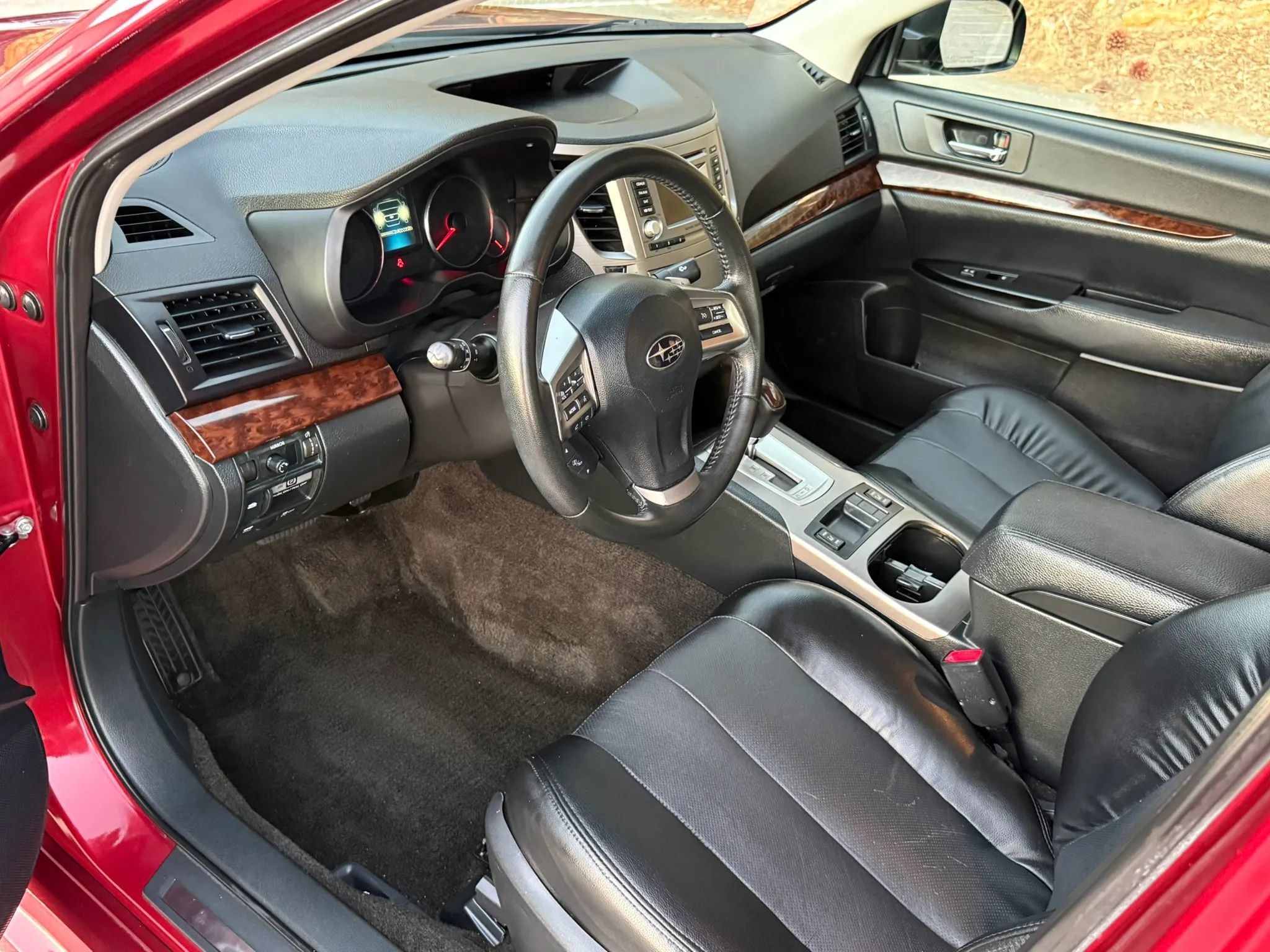 Used 2013 Subaru Legacy 2.5i Limited AWD/4WD image 6