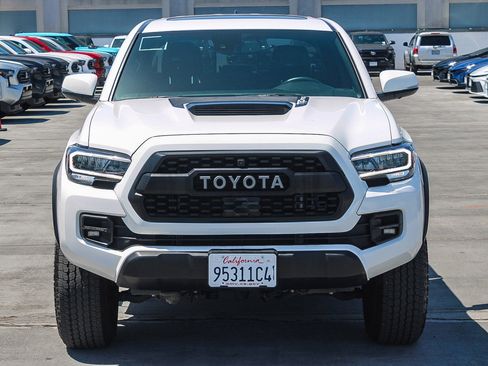 Used 2022 Toyota Tacoma TRD Pro AWD/4WD image 3